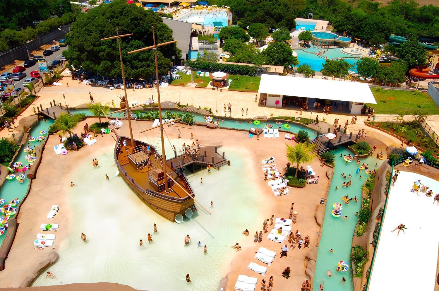 Spazio Diroma Com Acesso Ao Acqua Parque