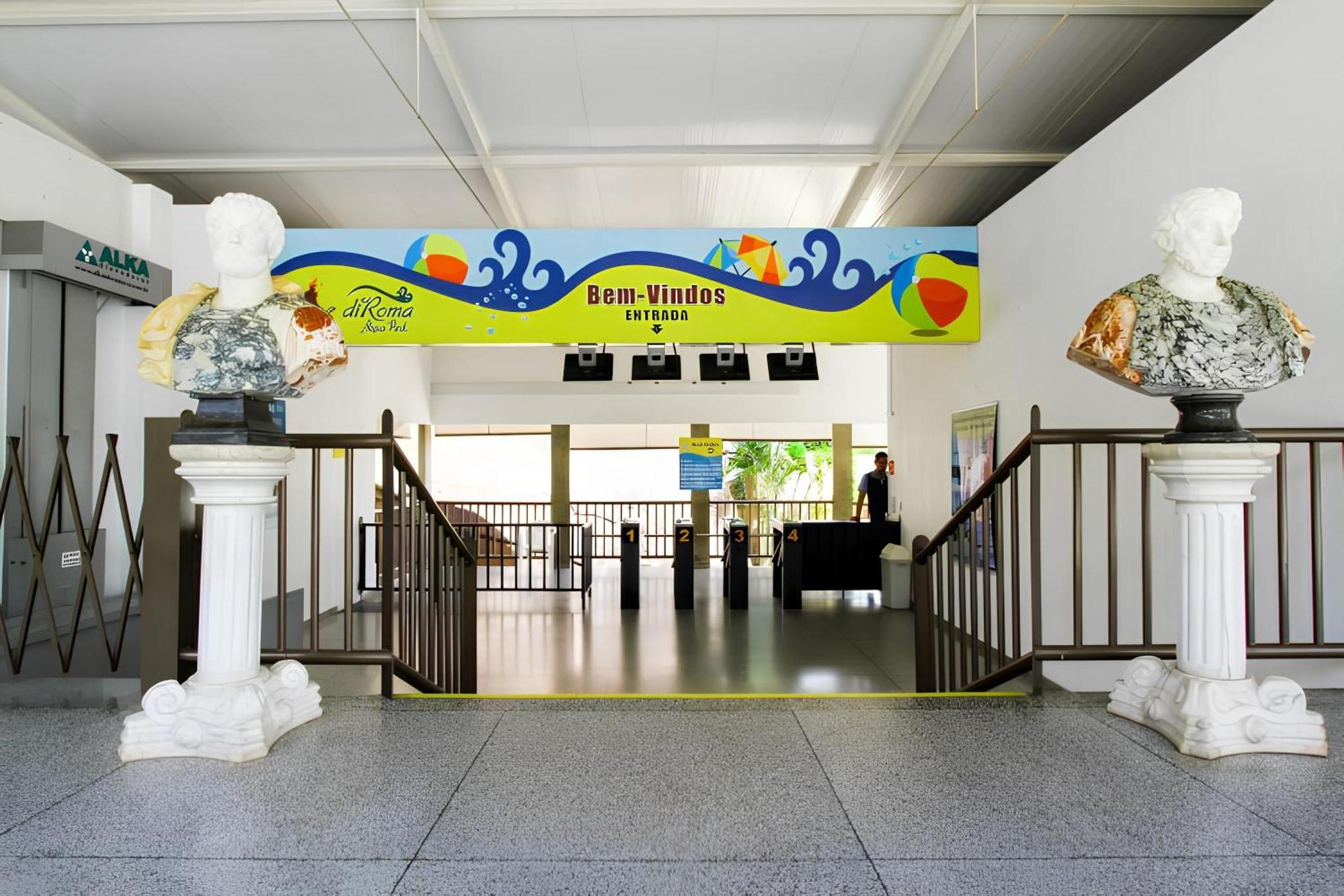 Spazio Diroma Com Acesso Ao Acqua Parque Apartment *
